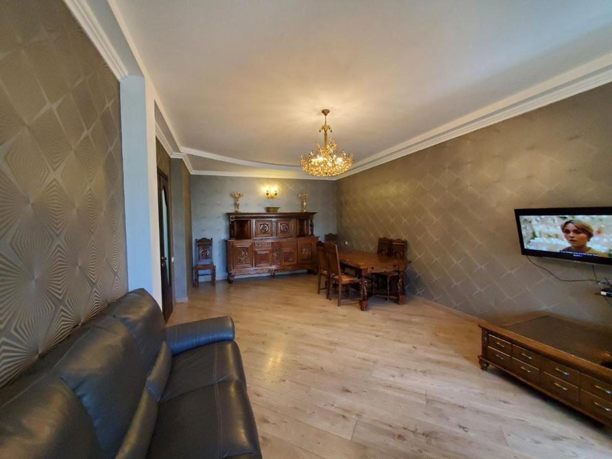 טביליסי Guesthouse Anna מראה חיצוני תמונה
